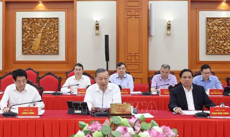 Bộ Chính trị làm việc với Ban Thường vụ Đảng ủy Quốc hội