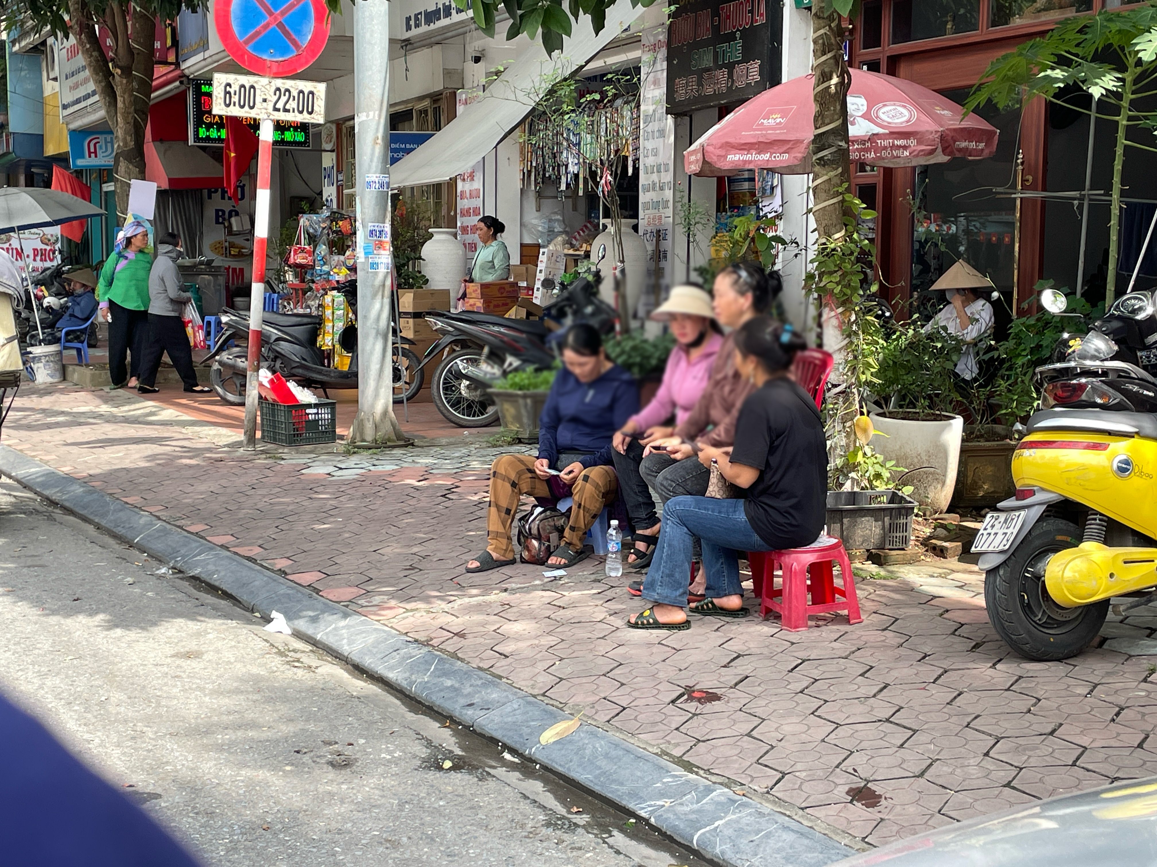 “Ngân hàng đen” công khai đổi ngoại tệ trái phép tại cửa khẩu Lào Cai