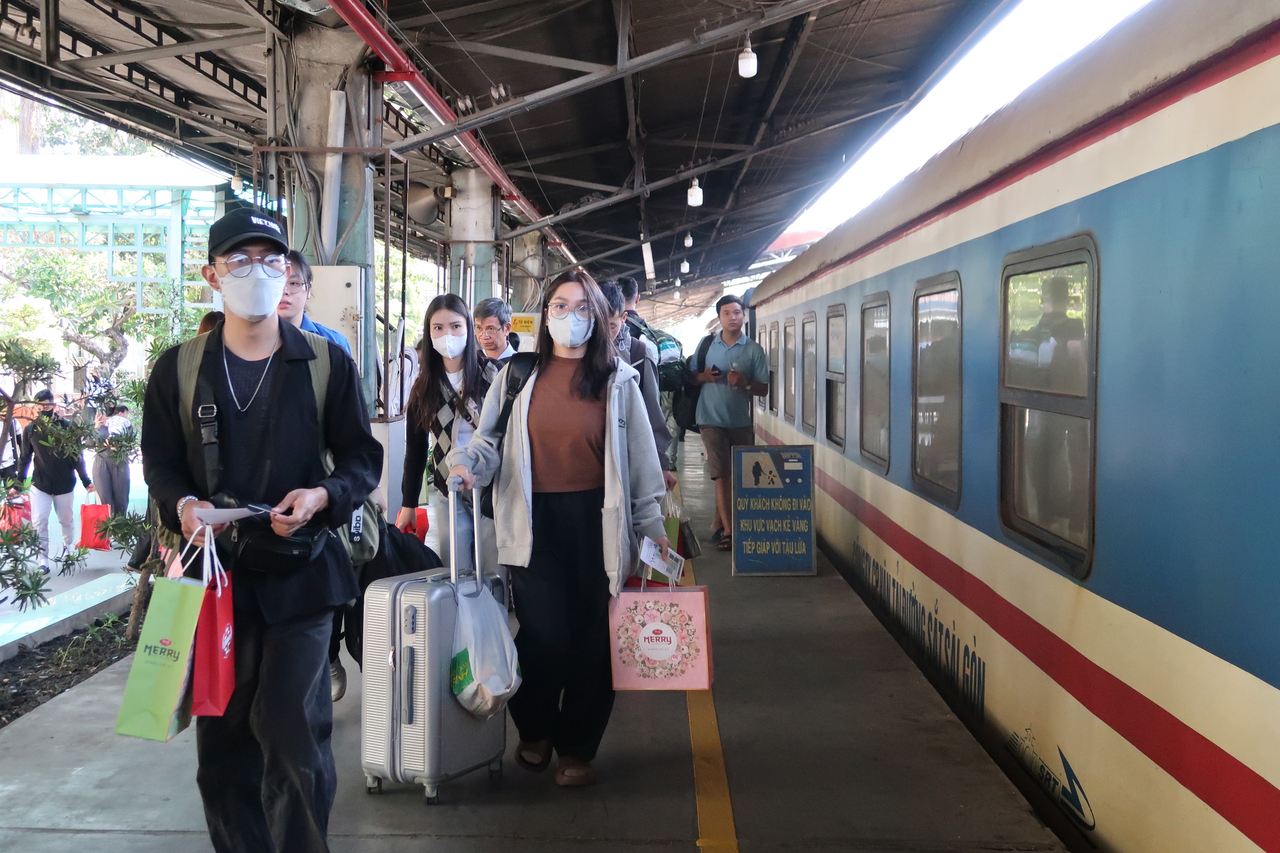 Ngành đường sắt giảm 10% giá vé cho tân sinh viên nhập học