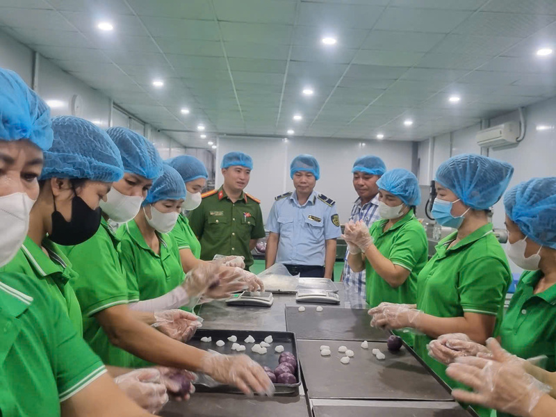 Quản lý thị trường Xử phạt 402 tỷ đồng vi phạm hành chính trong 9 tháng