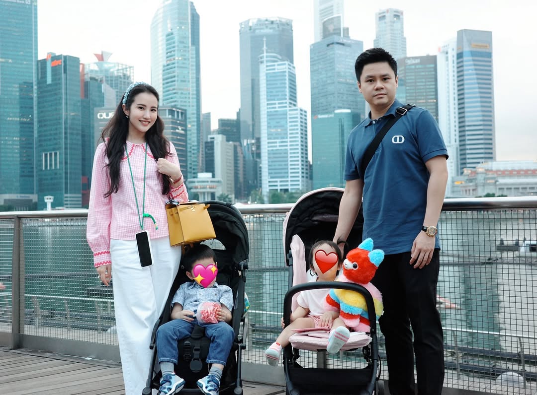 Hành động gây xôn xao của vợ tiểu thư với Phan Thành sau 4 năm kết hôn