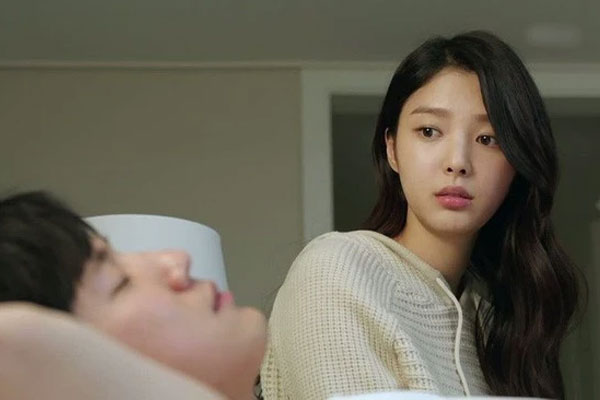 Dùng nick ảo thử lòng chồng, tôi rơi vào hố sâu cay đắng không ngờ tới