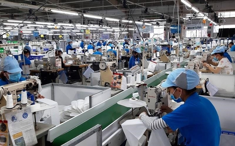 Hoạt động sản xuất cải thiện trong tháng 9 nhưng áp lực chi phí ngày càng tăng