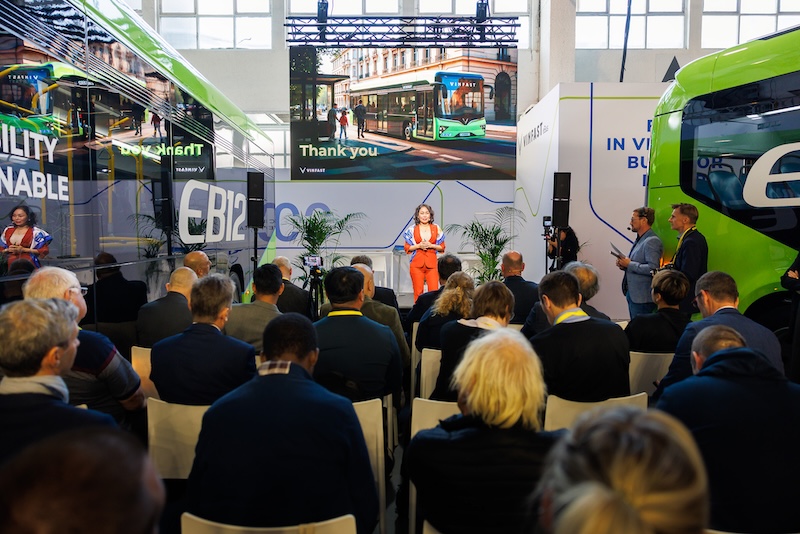 Vinfast chính thức ra mắt hai mẫu xe buýt điện tại Châu Âu