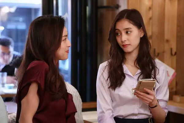 Kết hôn được 1 tuần, tôi biến thành người hầu nai lưng chăm chị chồng ở cữ