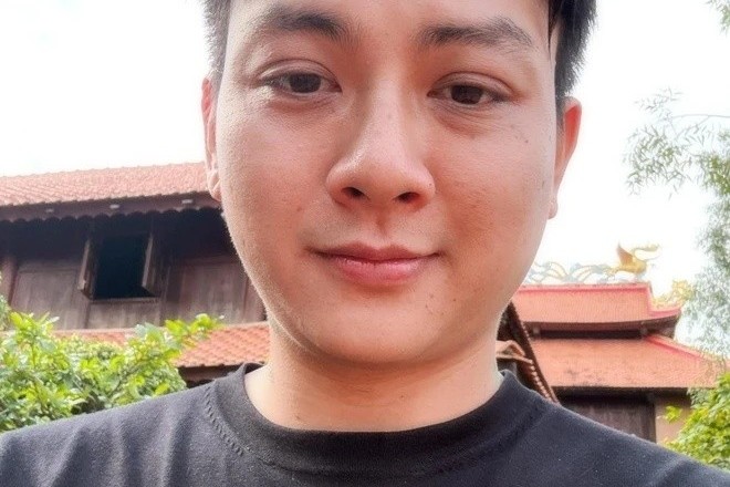 Hoài Lâm làm điều bất ngờ trên cơ thể mình