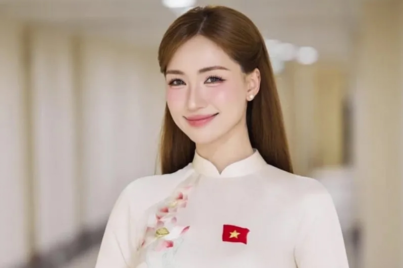 Hòa Minzy liên tục đăng bài giữa đêm muộn, nội dung nhiều người đồng cảm