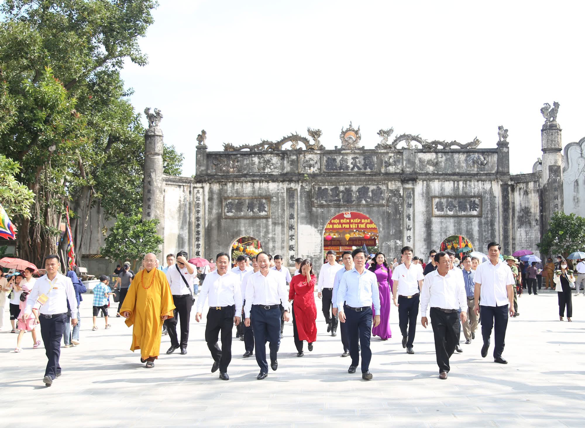 Lễ giỗ Đức Thánh Trần, sẵn sàng khai hội mùa thu Côn Sơn - Kiếp Bạc