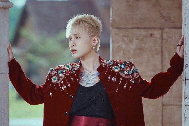 Jack lột xác thế nào mà fan thốt lên đẹp gái quá