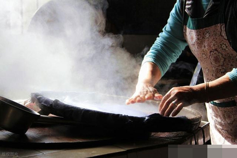 Người phụ nữ 60 tuổi đột tử sau bữa tối! Bác sĩ cảnh báo Sau khi ăn no, dù có buồn ngủ hay mệt cũng đừng vội làm 4 việc này!