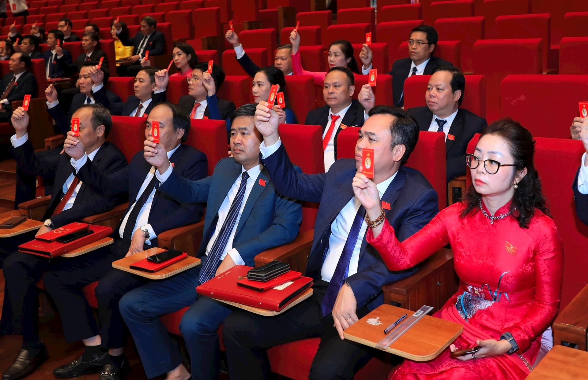 30 bí thư xã, phường trúng cử Ban Chấp hành Đảng bộ TP Hà Nội khoá XVIII