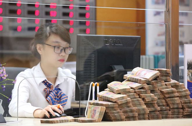 NHNN nới chỉ tiêu tín dụng, dòng vốn rẻ tăng tốc chảy vào sản xuất – kinh doanh