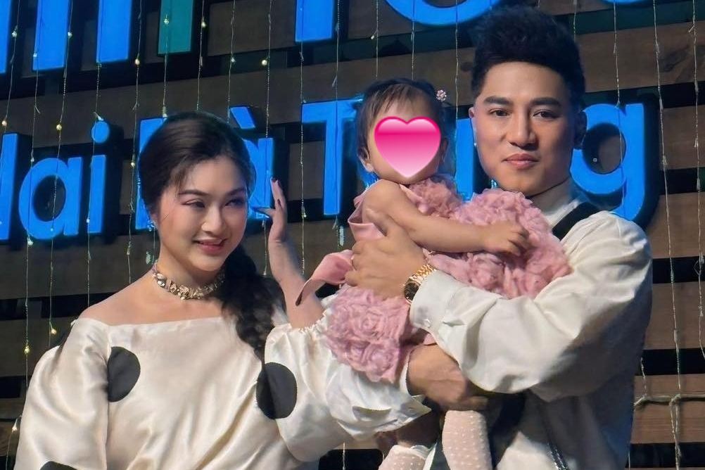 Liên tục xuất hiện lẻ bóng, Thanh Trúc - Châu Khải Phong vướng tin rạn nứt