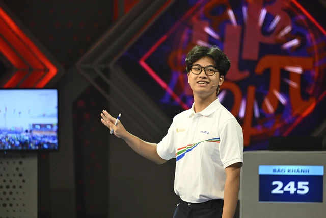 Khui xuất thân đình đám của Trần Bùi Bảo Khánh - tân Quán quân Olympia năm thứ 25
