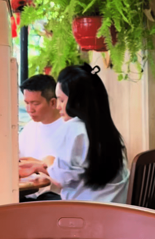 Sốc hình ảnh hiện tại của vợ chồng Đoàn Di Băng, nhìn mãi nhận chẳng ra