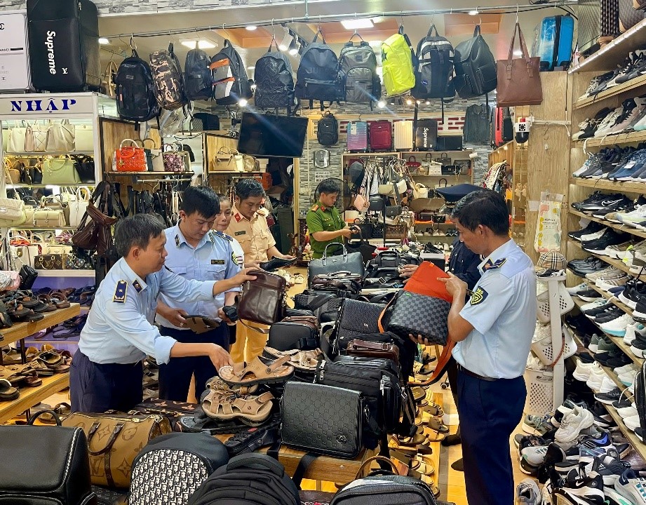 TP. HCM thành lập Ban Chỉ đạo chống buôn lậu, gian lận thương mại và hàng giả