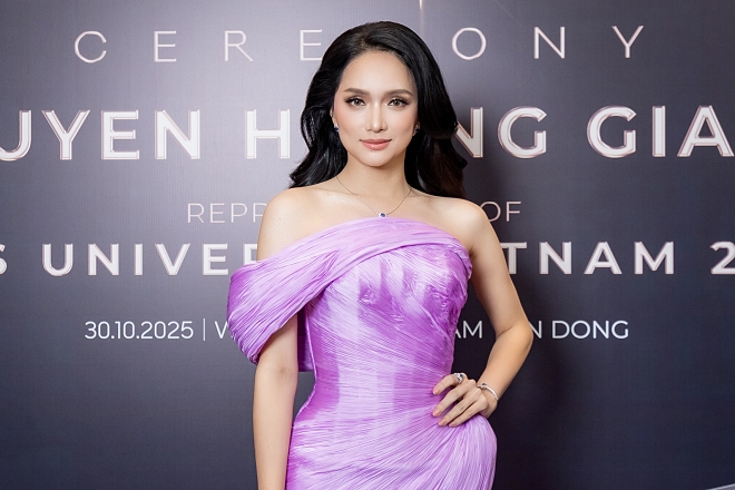 Hương Giang thi Miss Universe 2025 phủ nhận tranh suất, hồ sơ đầy đủ theo yêu cầu BTC