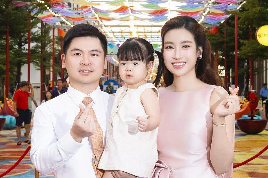 Con gái Hoa hậu Đỗ Mỹ Linh gây sốt MXH trong tiệc sinh nhật ông nội tỷ phú