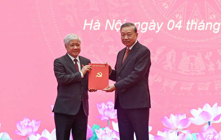  Ông Đỗ Văn Chiến làm Phó Bí thư Thường trực Đảng ủy Quốc hội