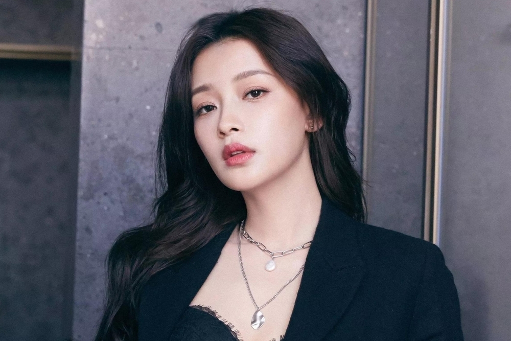 Mỹ nhân Hoa ngữ sau ly hôn Nữ hoàng rating bị mẹ chồng o ép, sự nghiệp thụt lùi