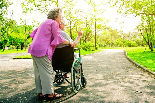 Rời ngôi nhà gắn bó 50 năm vào viện dưỡng lão, tôi nhận ra chia ly để tìm lại chính mình