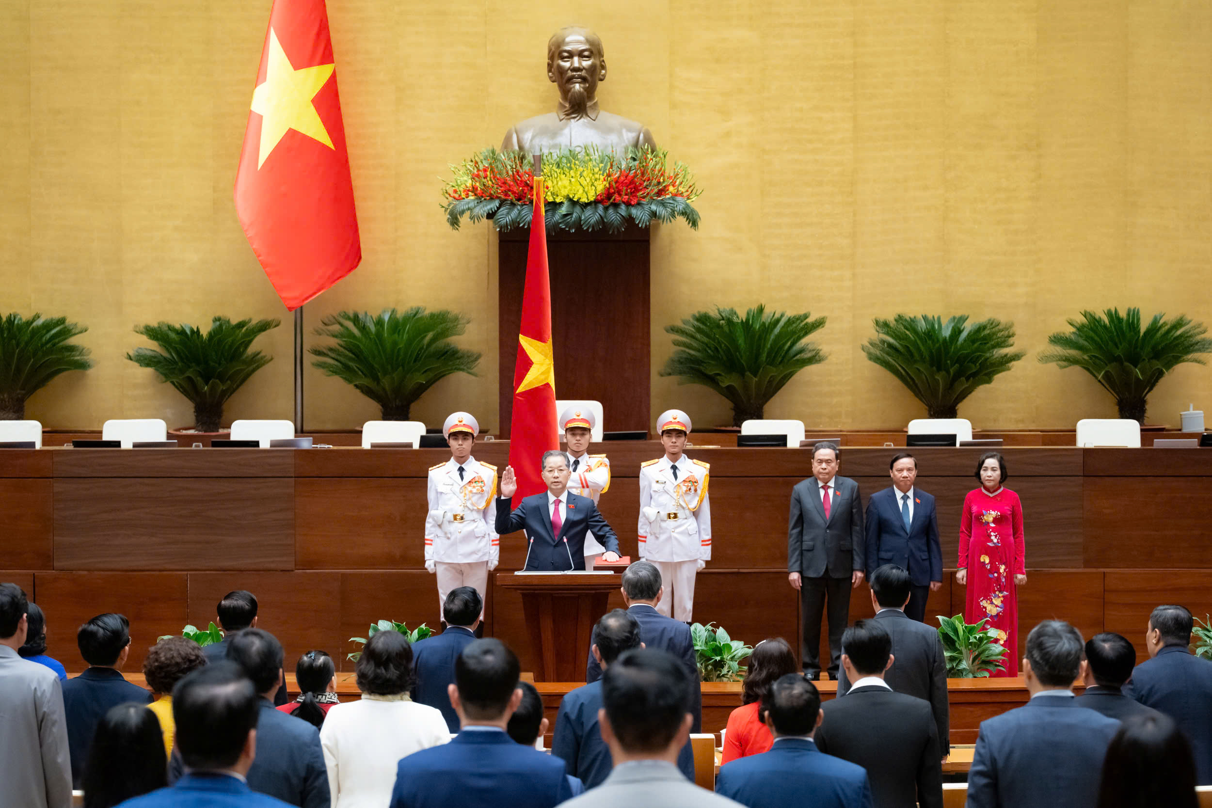 Quốc hội bầu ông Nguyễn Văn Quảng giữ chức Chánh án Toà án nhân dân tối cao