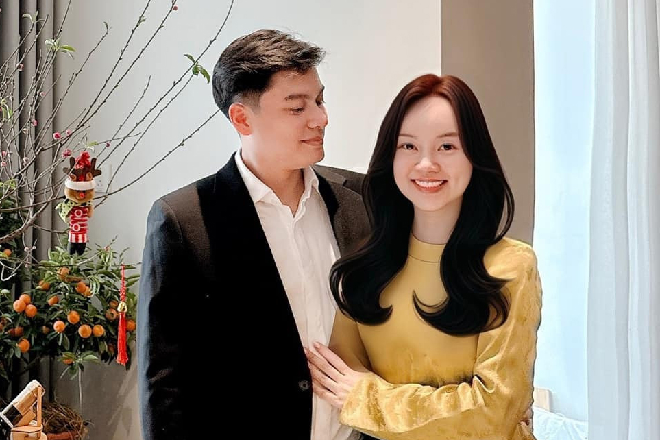 Ly Kute xúc động thông báo mang thai lần 2 với ông xã làm trong ngành công an