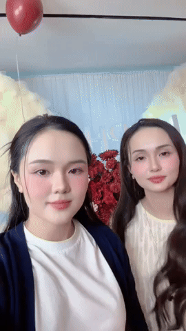 Diện mạo gây sốt của vợ cầu thủ Đỗ Duy Mạnh