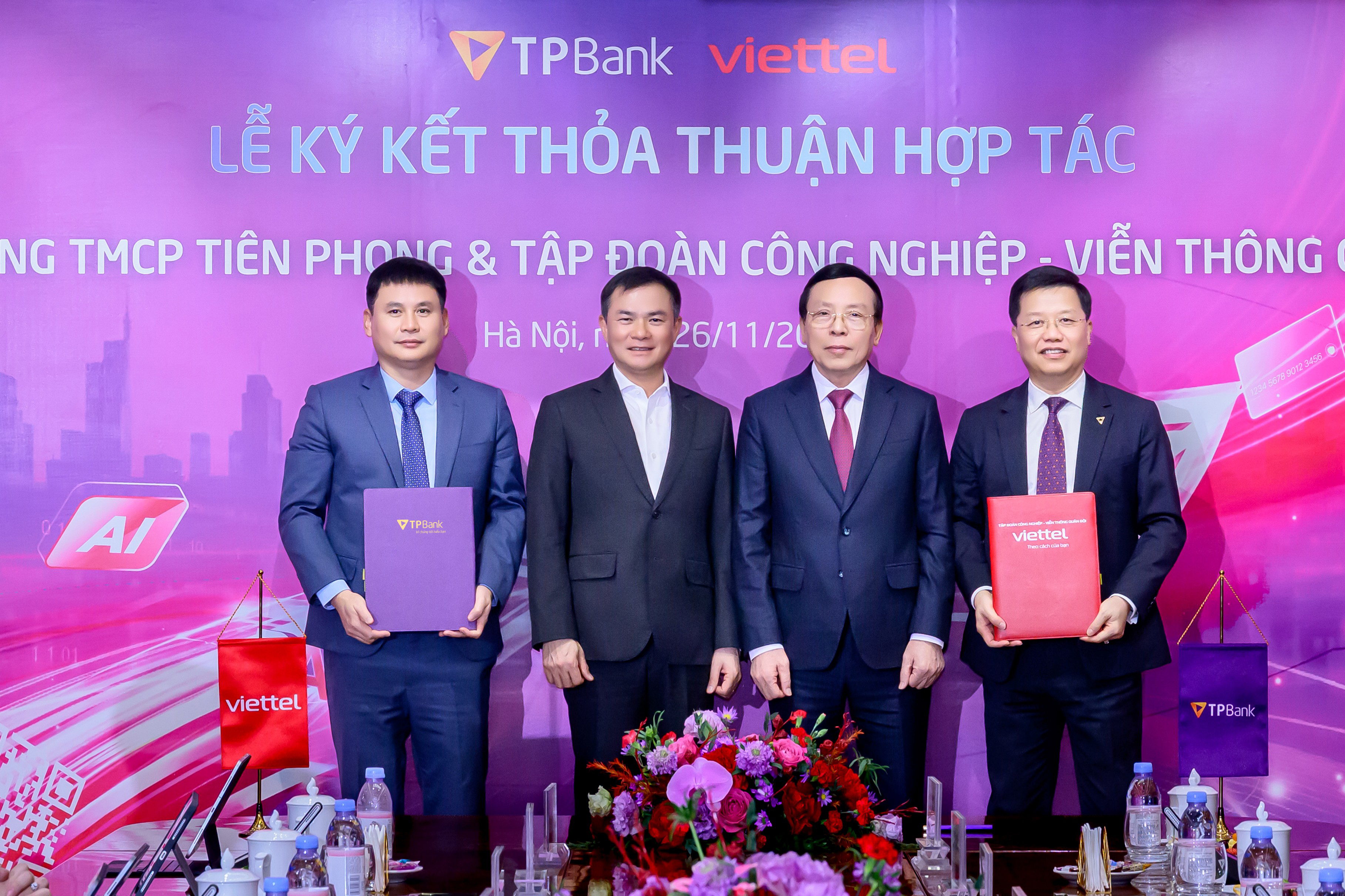 Hợp tác chiến lược thúc đẩy chuyển đổi số toàn diện giữa TPBank và Viettel