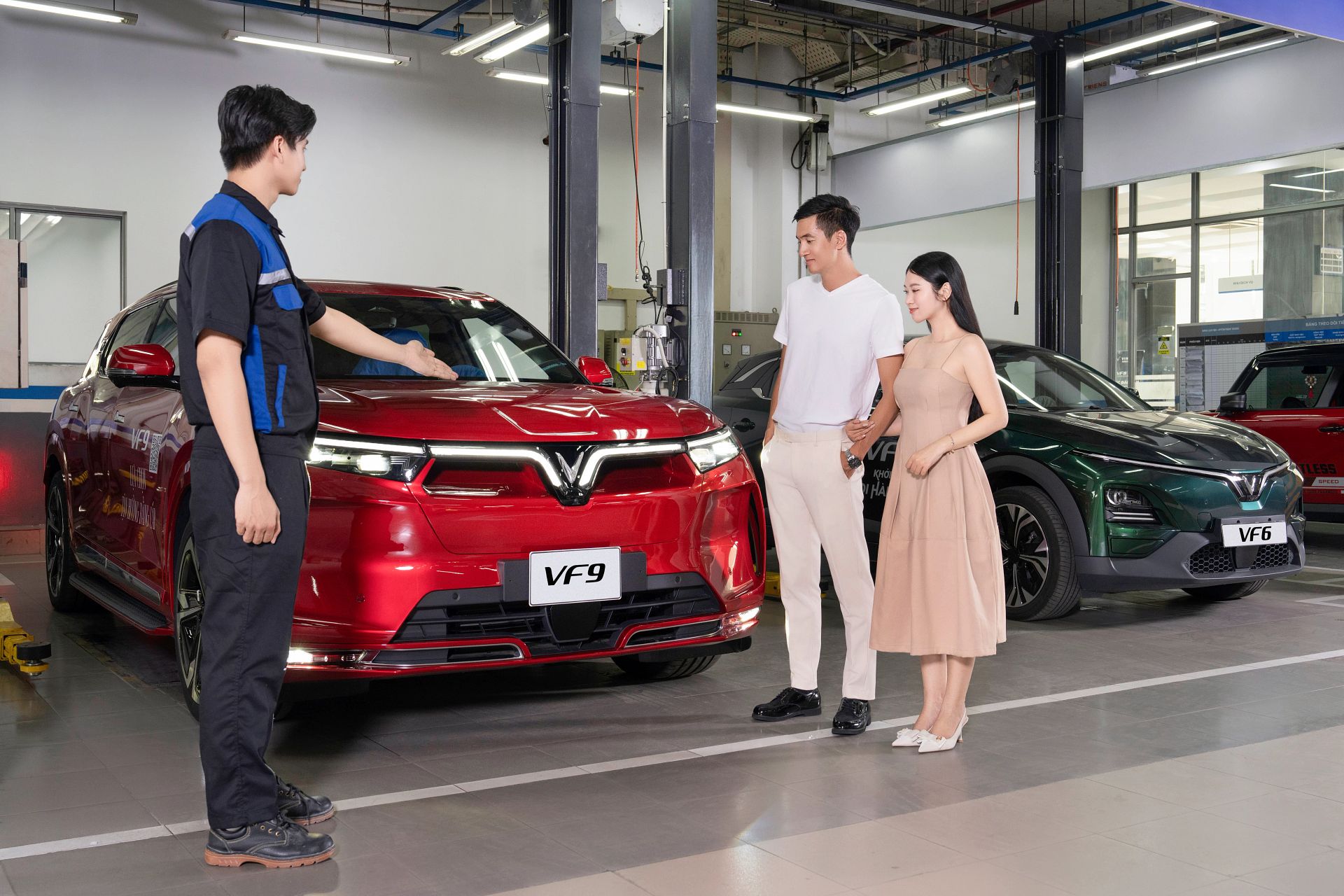 Hậu mãi “chuẩn” VinFast Chủ xe bất ngờ với loạt dịch vụ chưa từng có tại Việt Nam