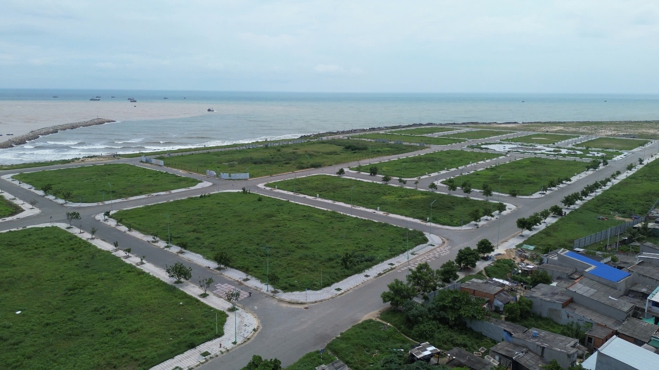 Dự án khu dân cư lấn biển La Gi huy động vốn trái phép hơn 300 hợp đồng