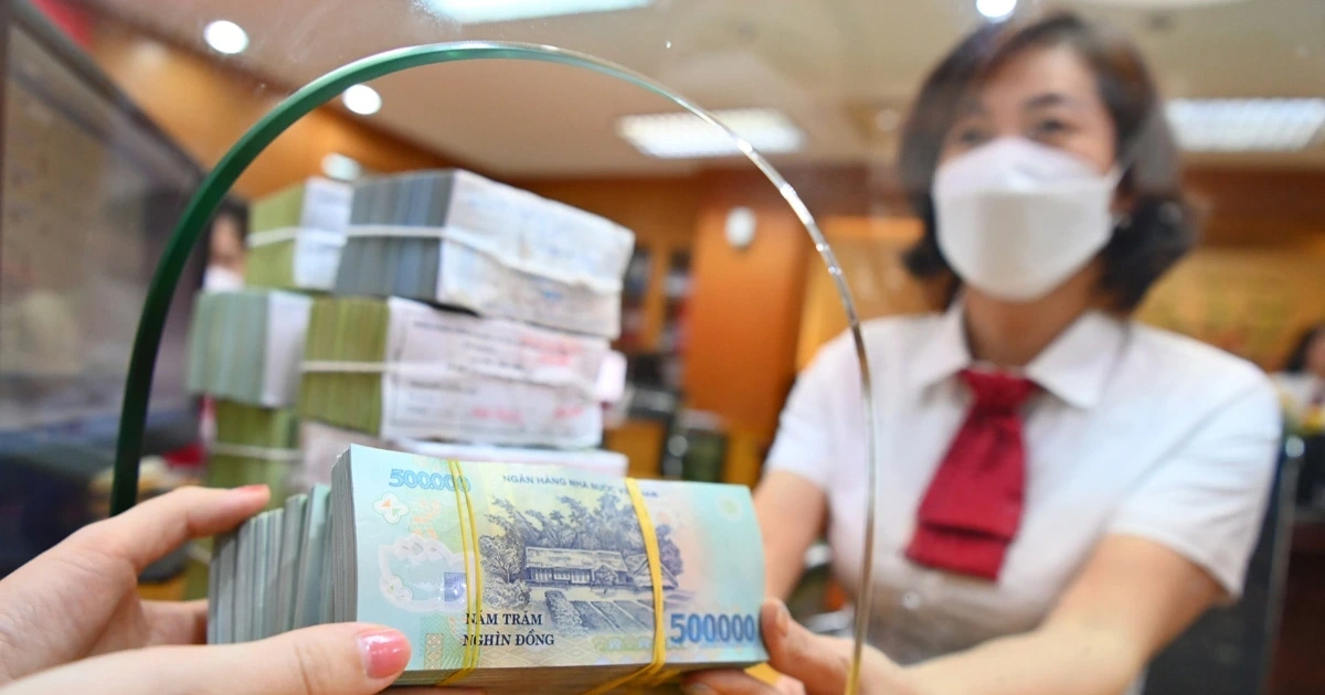 Sắp bỏ room tín dụng, ngân hàng ‘chạy nước rút’ huy động vốn