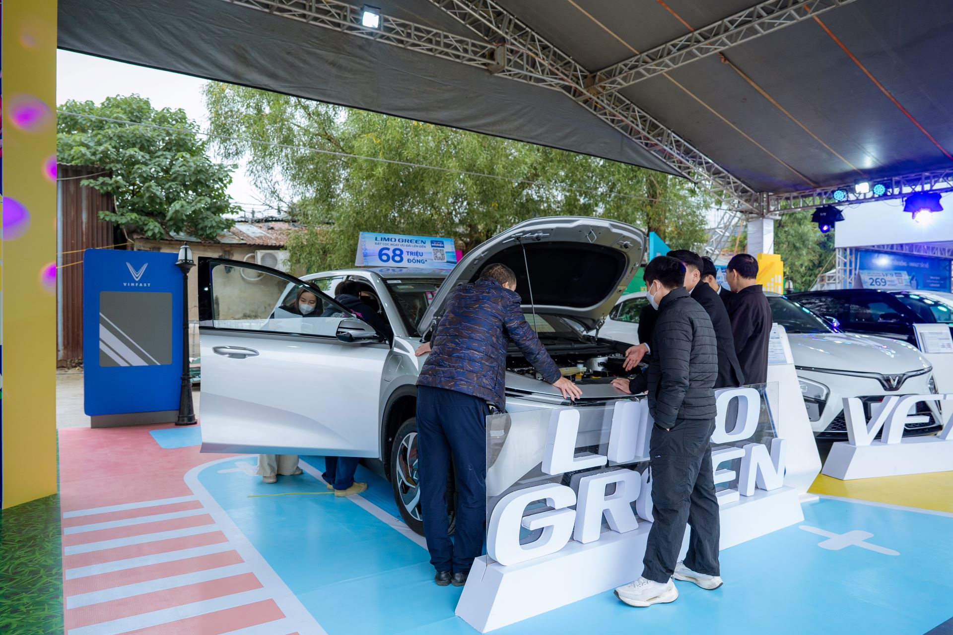 Khách Việt muốn chia tay xe bán tải mới mua 1 năm để chốt sớm VinFast VF 8