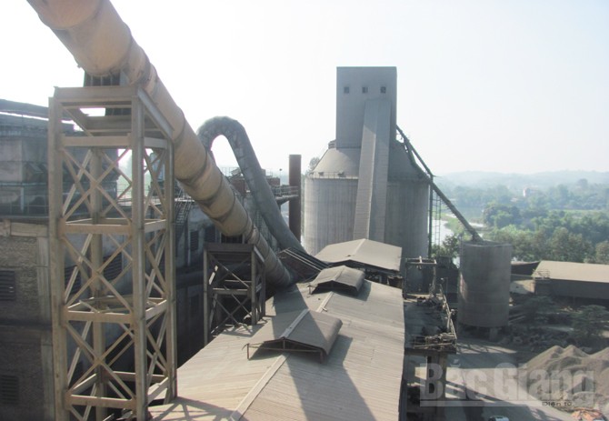 Xi măng Bắc Giang bị xử phạt vì vi phạm công bố thông tin
