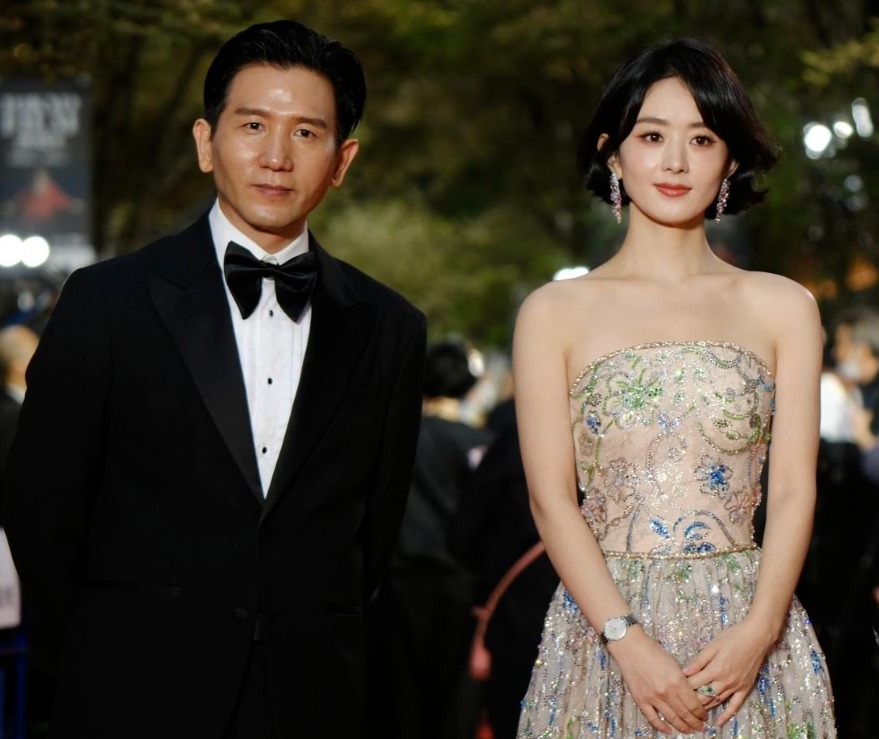 Triệu Lệ Dĩnh vội bỏ bạn trai tai tiếng sau khi thất thế 