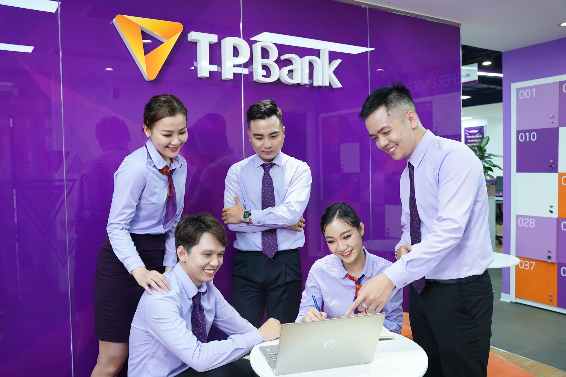 Từ yêu cầu pháp lý đến năng lực quản trị, TPBank đồng hành cùng hộ kinh doanh lên doanh nghiệp