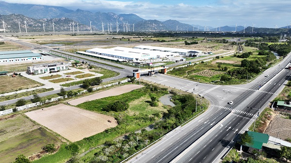 Doanh nghiệp mới thành lập 4 tháng được phê duyệt đầu tư khu công nghiệp sinh thái tại Khánh Hòa