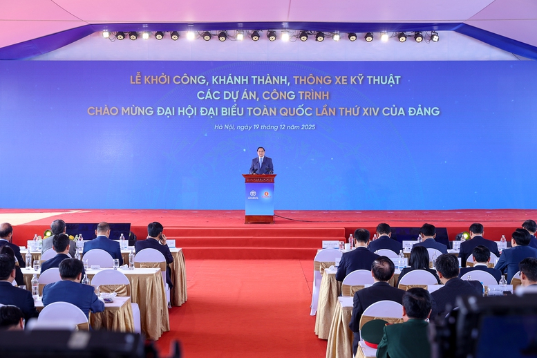 Đặt những viên gạch đầu tiên cho những công trình của tương lai, tầm nhìn “vượt thời đại”