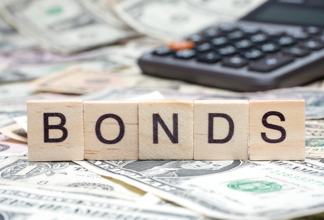 Thị trường trái phiếu doanh nghiệp tháng 11 chững lại, lợi suất trái phiếu Chính phủ leo đỉnh gần hai năm