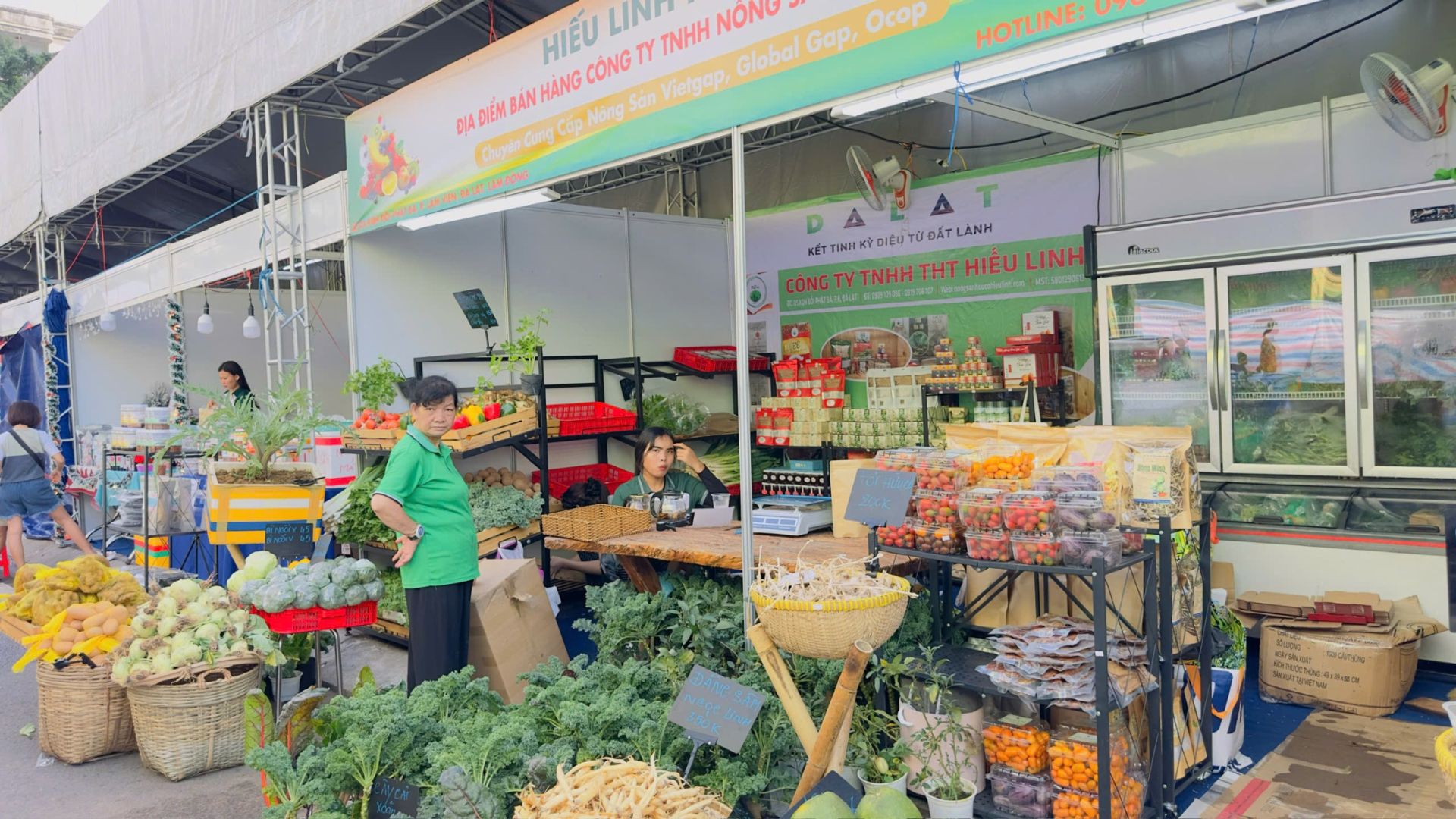 Phiên chợ nông sản vùng miền – Bình Đông Điểm hẹn mua sắm OCOP cuối năm tại TP.HCM