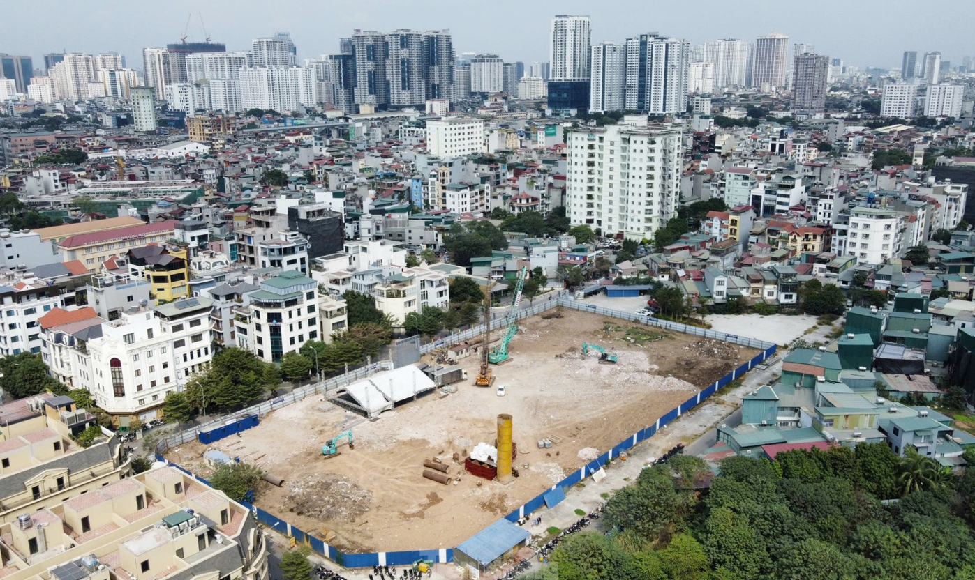 Nhà ở xã hội sôi động dịp cuối năm, nguồn cung tăng nhưng vẫn còn “điểm nghẽn” địa phương