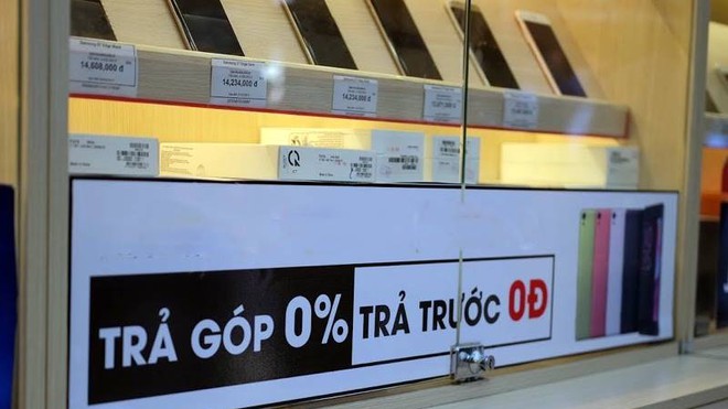 Mua điện thoại trả góp 0% Động lực thị trường hay con dao hai lưỡi 