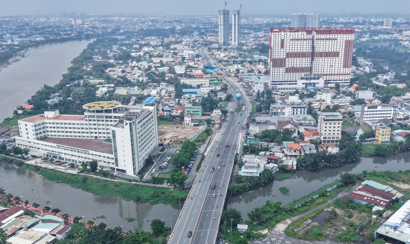 TP.HCM Chung cư mọc dày đặc nhưng người trẻ vẫn không mua nổi nhà
