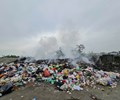Xã Bình Minh Hà Nội Người dân bức xúc vì điểm tập kết rác quá tải liên tục bị đốt gây ô nhiễm