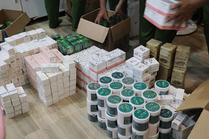 Tây Ninh mở cao điểm chống buôn lậu hàng giả dịp Tết Nguyên đán 2026