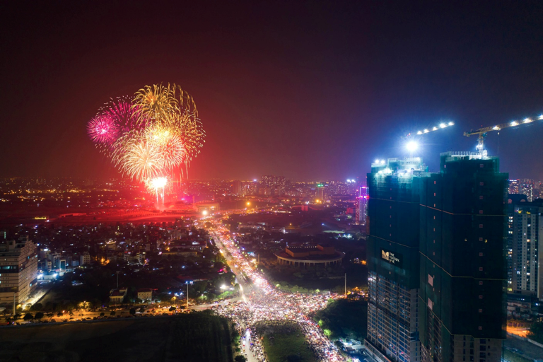 Hà Nội bắn pháo hoa 30 phút mừng thành công Đại hội XIV của Đảng