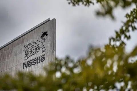 Singapore thu hồi sữa của Nestlé và Dumex Kinh nghiệm trong công tác quản lý