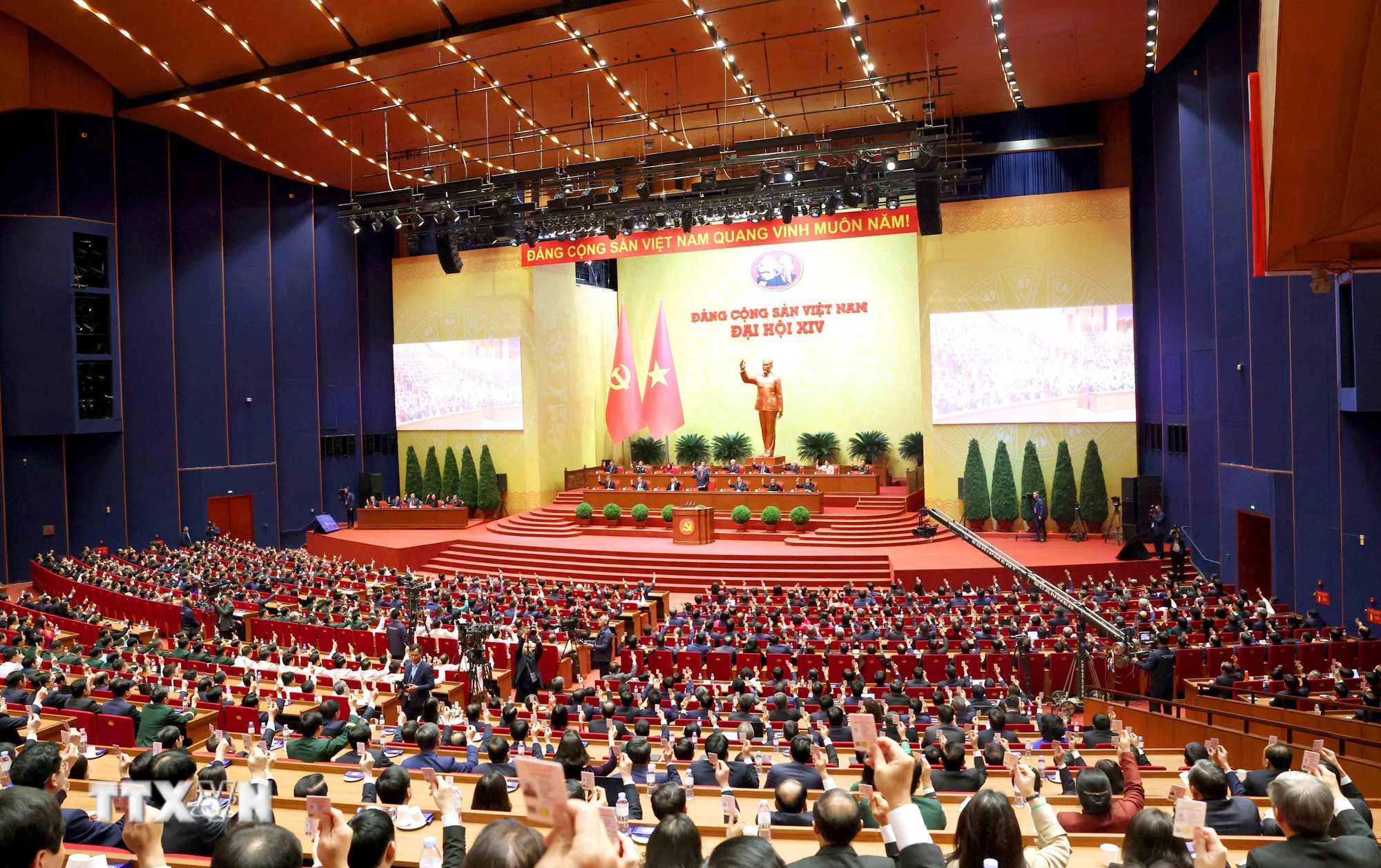 Danh sách 36 lãnh đạo các cơ quan Đảng Trung ương là Ủy viên TW Đảng khóa XIV