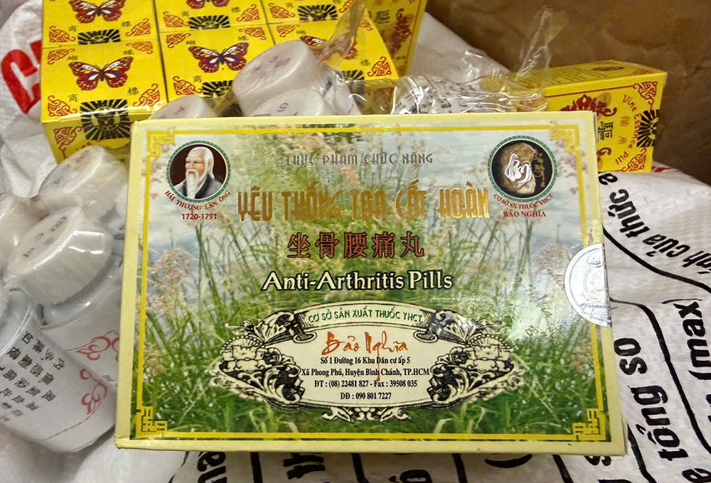 Triệt phá đường dây sản xuất thuốc đông y giả quy mô lớn tại TP.HCM