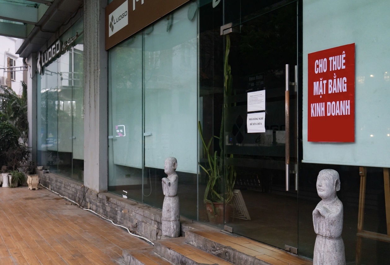 Trung tâm thương mại đứng trước áp lực tự làm mới